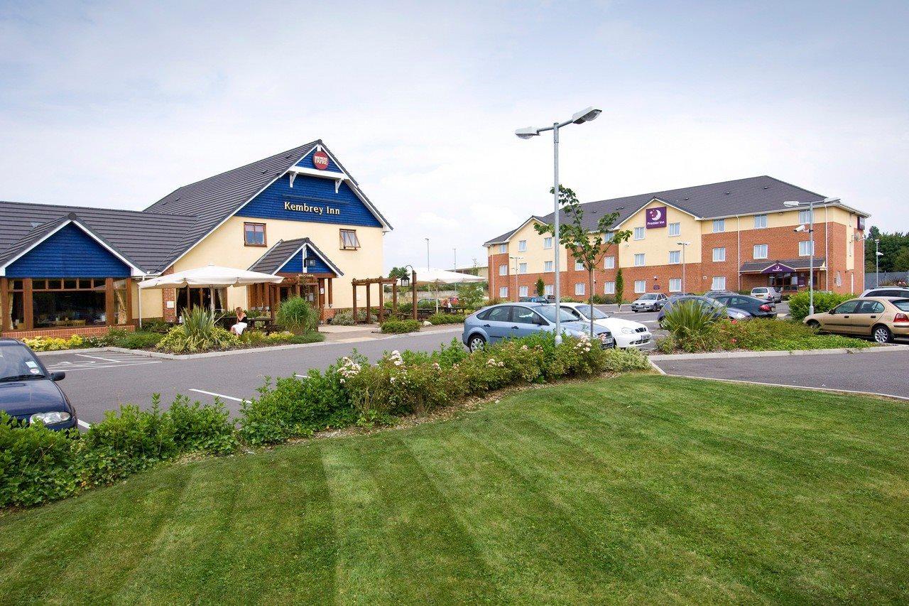 Premier Inn Swindon Central Buitenkant foto